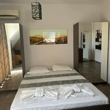 Bh Residents Apartahotel