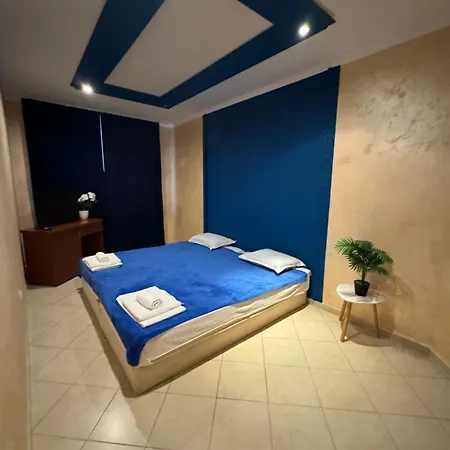 Bh Residents Apartahotel *